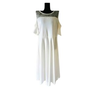 PINUP FASHION Pearl White Cold Shoulder Dress